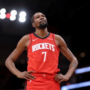 华体会体育-杜兰特：我们是一支身体对抗强硬 充满能量为彼此而战的团队